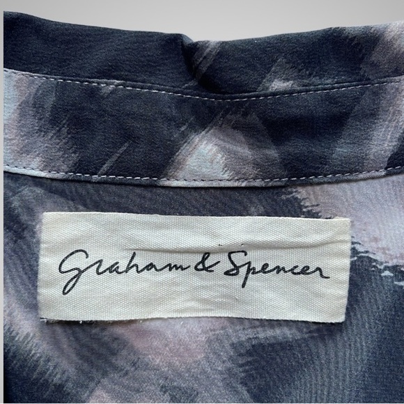 { Graham & Spencer } - Sleeveless Silk Top - Picture 5 of 5